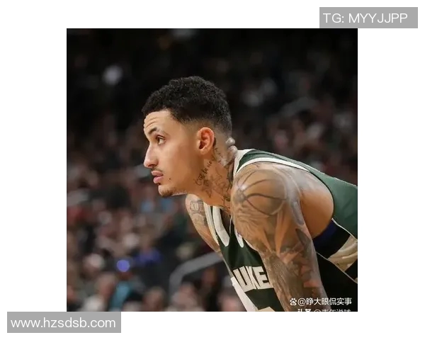 库兹马与戴维斯的对决谁能在赛场上更胜一筹引发球迷热议