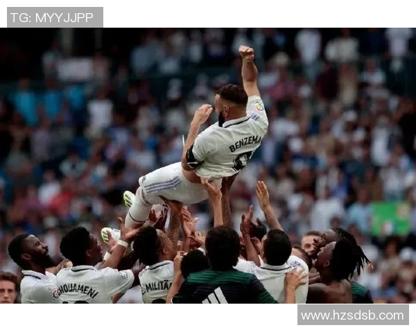 本泽马重返赛场展现传奇风采球迷期待他再次引领球队辉煌