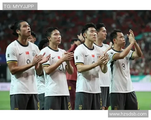 国足迎战韩国十二强赛全力以赴争取胜利展现团队精神