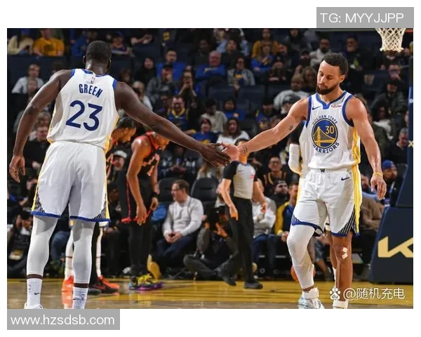 广东体育直播NBA勇士对阵猛龙精彩赛事回顾与分析